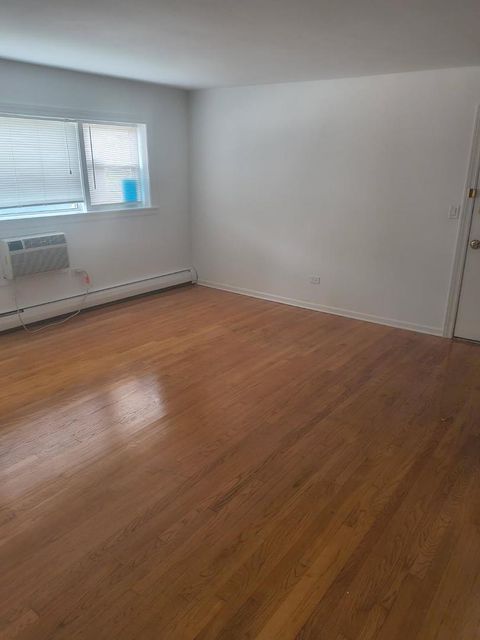 Tiny photo for 5011 Saint Charles Road #101, Bellwood, IL 60104 (MLS # 12480419)