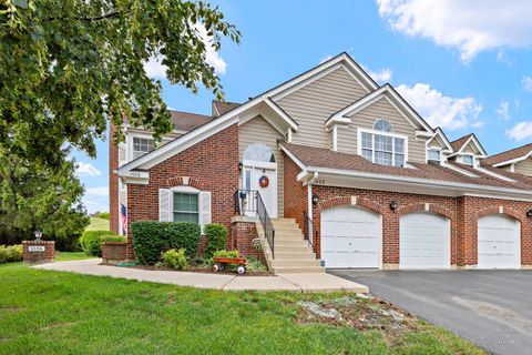 Photo of 1028 INTERLOCH Court, Algonquin, IL 60102 (MLS # 12448475)
