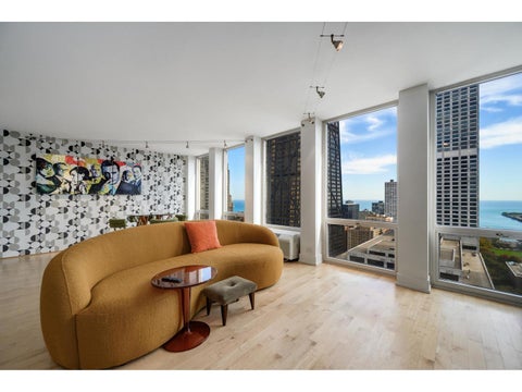 Tiny photo for 111 E Chestnut Street #34H, Chicago, IL 60611 (MLS # 12788586)