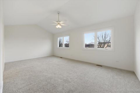 Tiny photo for 346 Timber Oaks Drive, North Aurora, IL 60542 (MLS # 12589696)