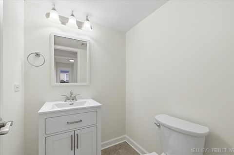 Tiny photo for 346 Timber Oaks Drive, North Aurora, IL 60542 (MLS # 12589696)