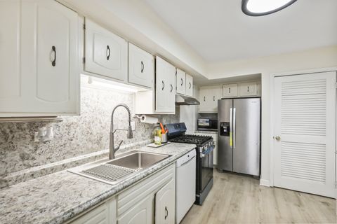 Tiny photo for 2130 Country Club Drive #2130, Woodridge, IL 60517 (MLS # 12653222)