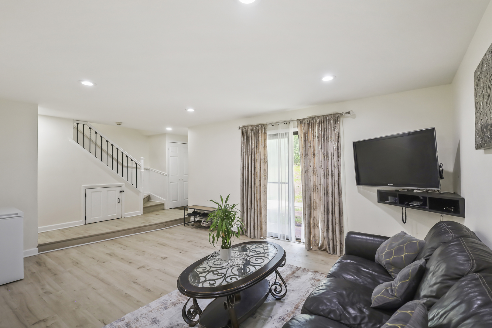 2130 Country Club Drive 2130