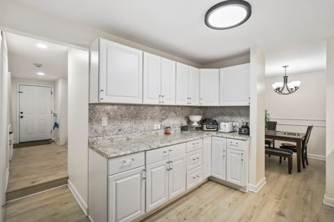 Tiny photo for 2130 Country Club Drive #2130, Woodridge, IL 60517 (MLS # 12653222)