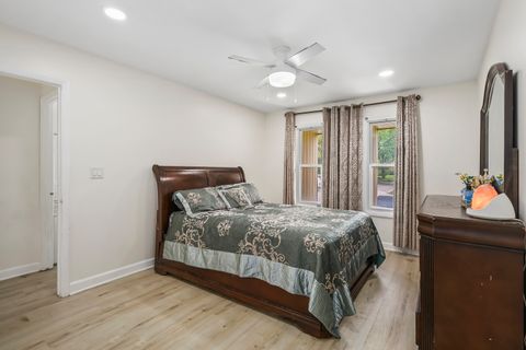Tiny photo for 2130 Country Club Drive #2130, Woodridge, IL 60517 (MLS # 12653222)