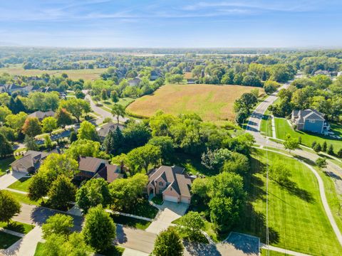 Tiny photo for 2542 Williams Road, Batavia, IL 60510 (MLS # 12493024)