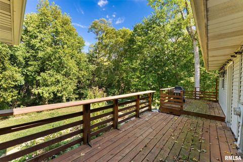 Tiny photo for 2461 Bobwhite Dr Drive, Muscatine, IA 52761 (MLS # QC4268709)