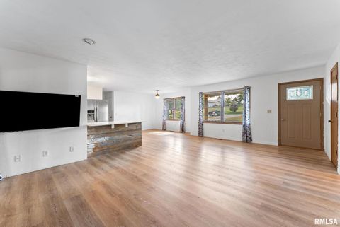 Tiny photo for 2461 Bobwhite Dr Drive, Muscatine, IA 52761 (MLS # QC4268709)