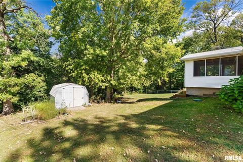 Tiny photo for 2461 Bobwhite Dr Drive, Muscatine, IA 52761 (MLS # QC4268709)