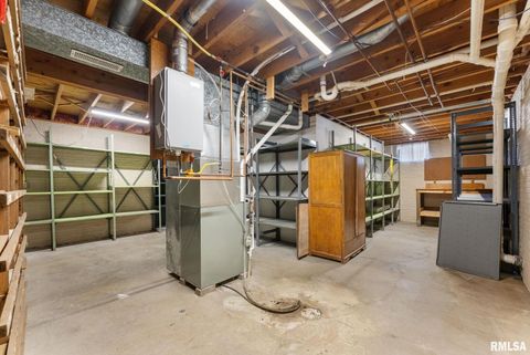 Tiny photo for 2461 Bobwhite Dr Drive, Muscatine, IA 52761 (MLS # QC4268709)