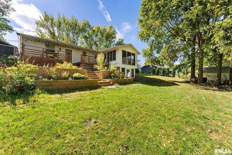 Tiny photo for 2461 Bobwhite Dr Drive, Muscatine, IA 52761 (MLS # QC4268709)