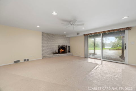 Tiny photo for 27200 W Lakeview Drive South Drive, Lake Barrington, IL 60084 (MLS # 12769935)