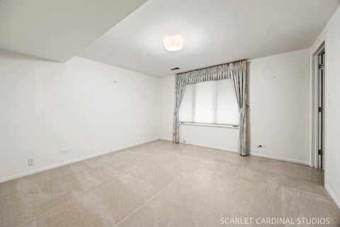 Tiny photo for 27200 W Lakeview Drive South Drive, Lake Barrington, IL 60084 (MLS # 12769935)