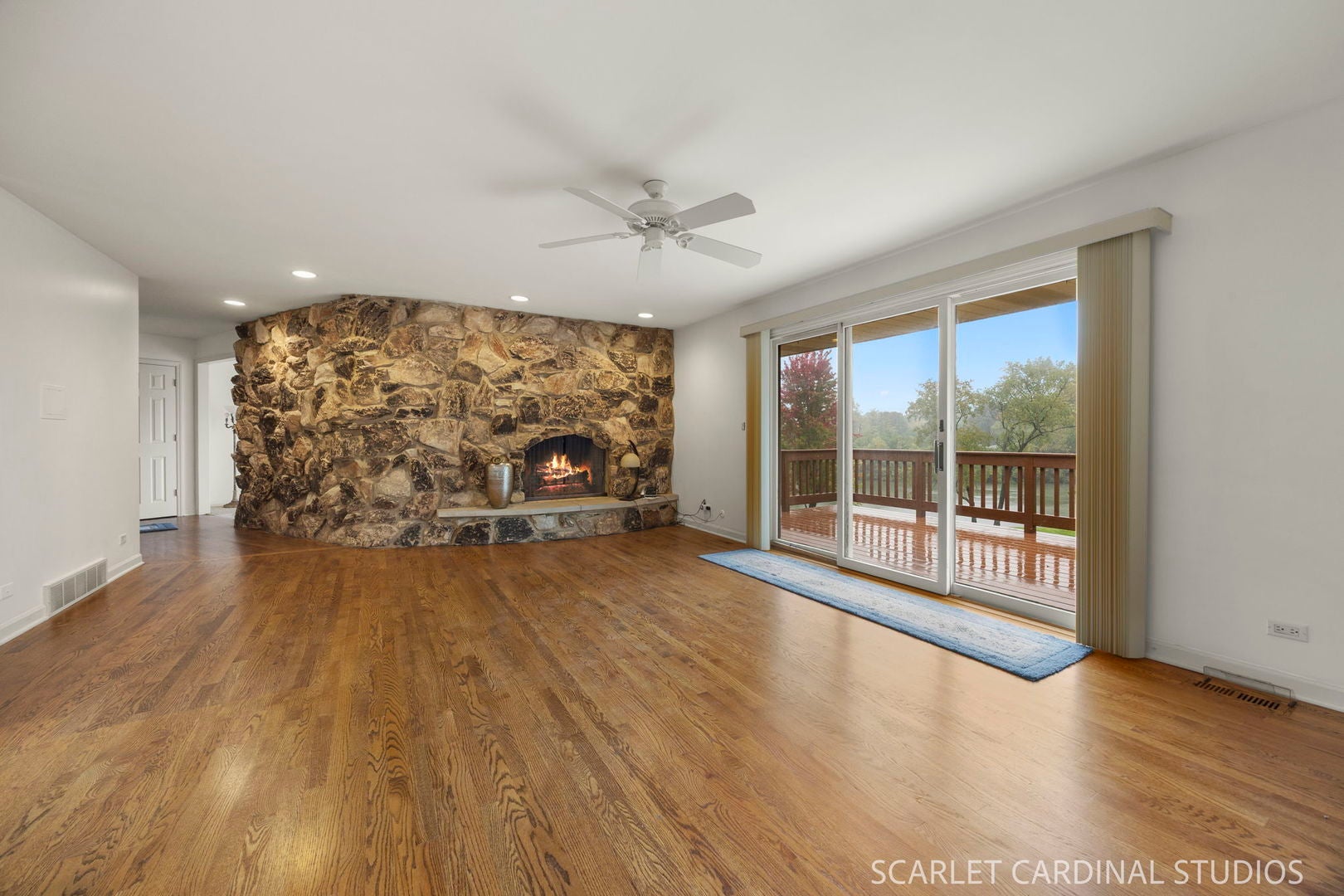 27200 W Lakeview Drive South Drive