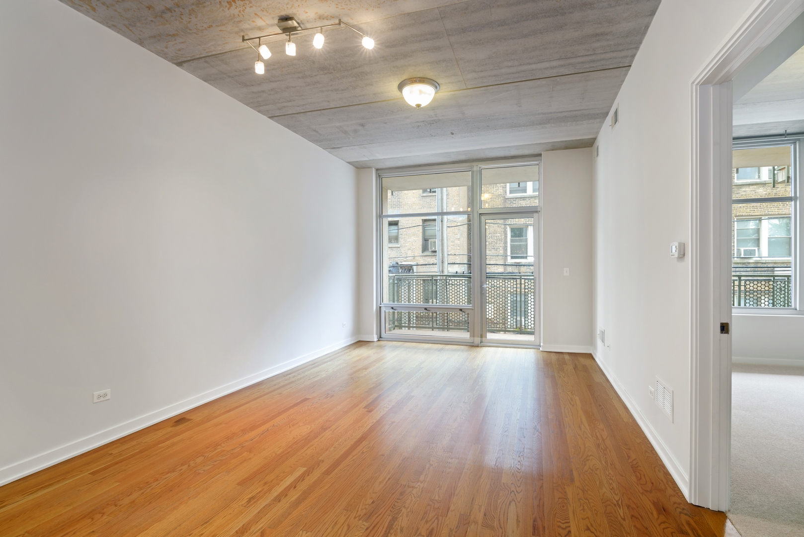 5430 N Sheridan Road 304