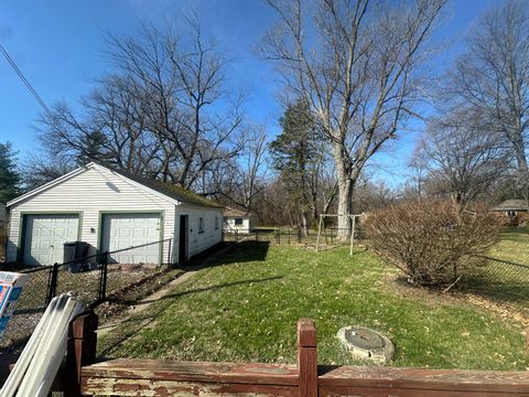 Tiny photo for 2404 Springfield Road, East Peoria, IL 61611 (MLS # 12606054)