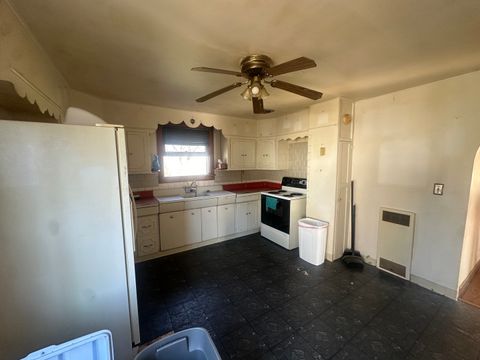 Tiny photo for 2404 Springfield Road, East Peoria, IL 61611 (MLS # 12606054)