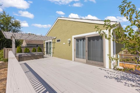 Tiny photo for 6386 Kindling Court, Lisle, IL 60532 (MLS # 12499488)