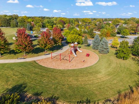 Tiny photo for 6386 Kindling Court, Lisle, IL 60532 (MLS # 12499488)