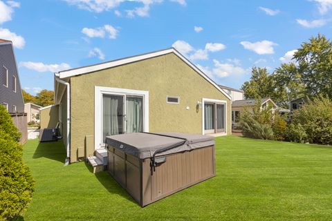 Tiny photo for 6386 Kindling Court, Lisle, IL 60532 (MLS # 12499488)