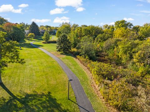 Tiny photo for 6386 Kindling Court, Lisle, IL 60532 (MLS # 12499488)