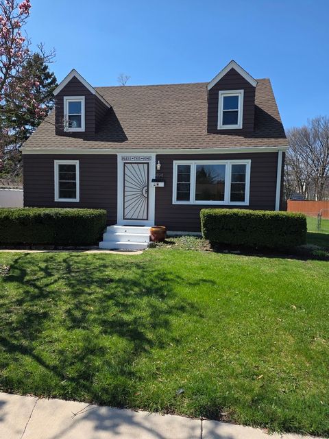 Photo of 494 N Ellsworth Avenue, Villa Park, IL 60181 (MLS # 12610501)