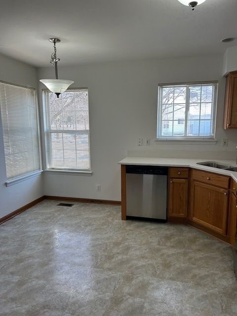 Tiny photo for 264 Kathryn Lane, North Aurora, IL 60542 (MLS # 12533918)