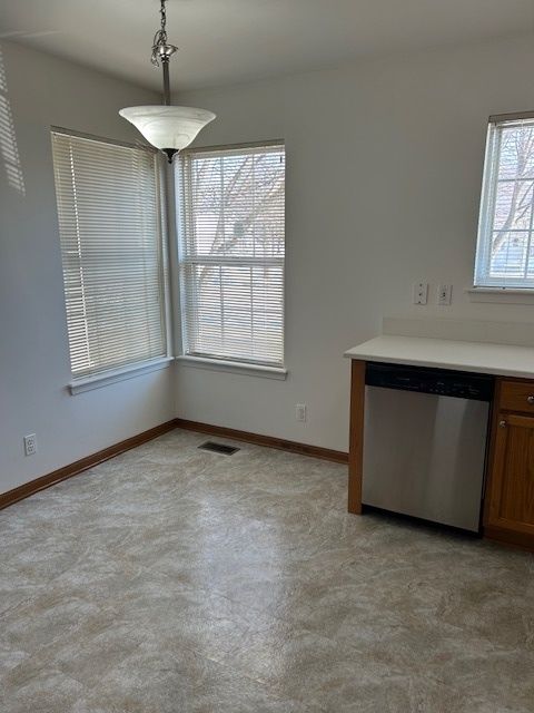 Tiny photo for 264 Kathryn Lane, North Aurora, IL 60542 (MLS # 12533918)