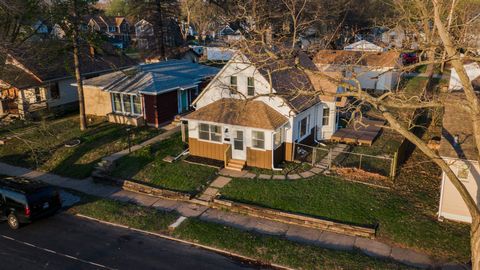 Tiny photo for 1425 24 1/2 Street, Rock Island, IL 61201 (MLS # 12622858)