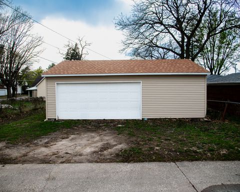 Tiny photo for 1425 24 1/2 Street, Rock Island, IL 61201 (MLS # 12622858)