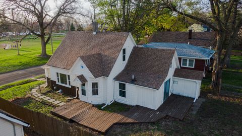 Tiny photo for 1425 24 1/2 Street, Rock Island, IL 61201 (MLS # 12622858)