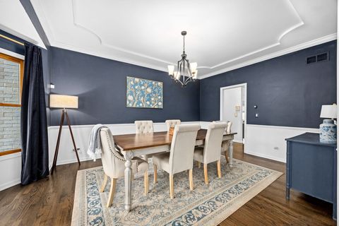 Tiny photo for 6208 Osage Avenue, Downers Grove, IL 60516 (MLS # 12535972)