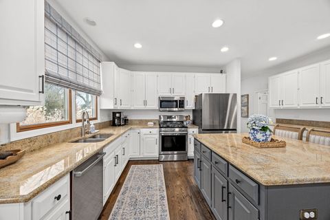 Tiny photo for 6208 Osage Avenue, Downers Grove, IL 60516 (MLS # 12535972)