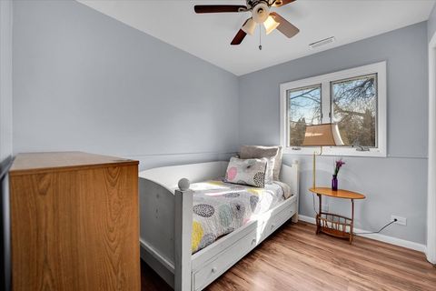 Tiny photo for 49 N Lake Avenue, Fox Lake, IL 60020 (MLS # 12574282)