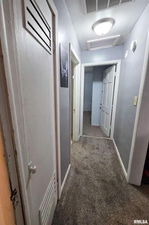 Tiny photo for 1037 E 3RD Street, Flora, IL 62839 (MLS # EB460737)