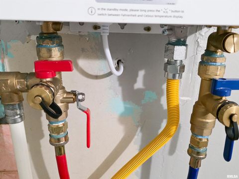 Tiny photo for 1037 E 3RD Street, Flora, IL 62839 (MLS # EB460737)