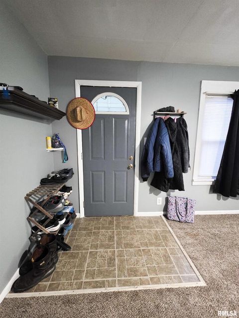 Tiny photo for 1037 E 3RD Street, Flora, IL 62839 (MLS # EB460737)