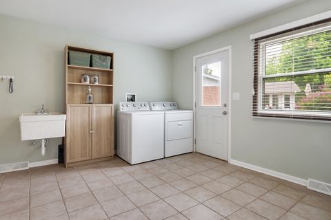 Tiny photo for 1605 Mayflower Drive, DeKalb, IL 60115 (MLS # 12651675)