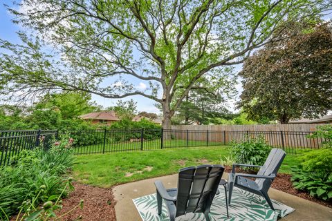 Tiny photo for 1605 Mayflower Drive, DeKalb, IL 60115 (MLS # 12651675)