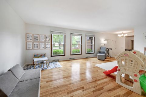 Tiny photo for 1605 Mayflower Drive, DeKalb, IL 60115 (MLS # 12651675)