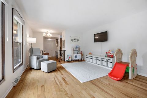 Tiny photo for 1605 Mayflower Drive, DeKalb, IL 60115 (MLS # 12651675)