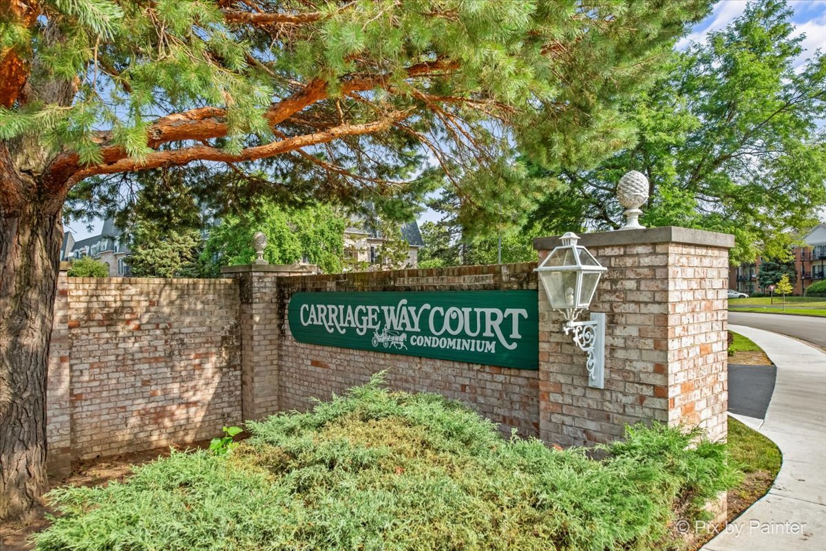 5200 Carriageway Drive 211