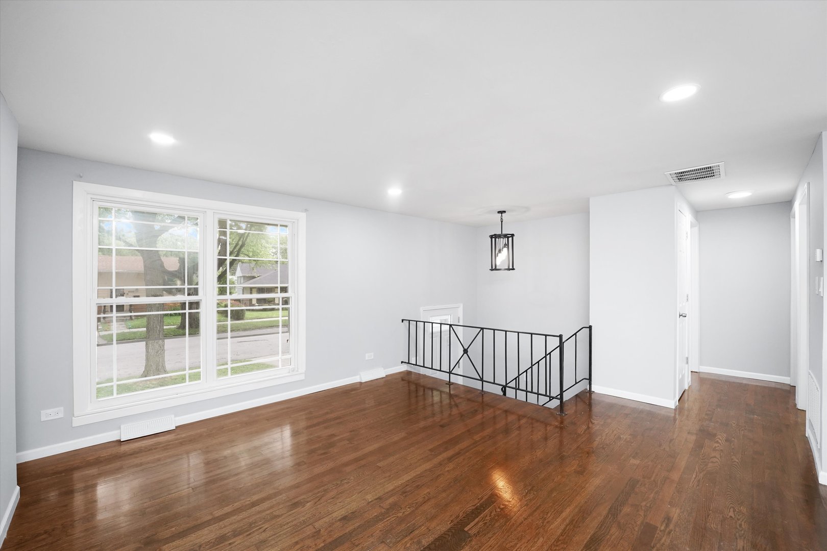 13228 S Rhodes Avenue