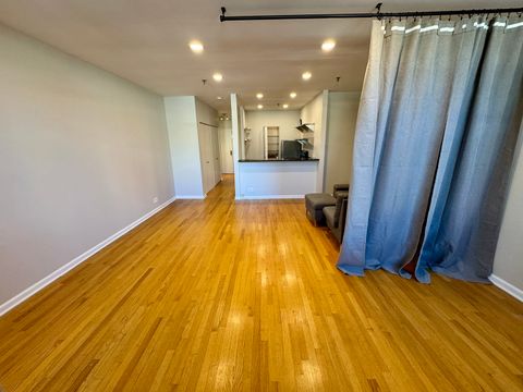 Tiny photo for 680 S Federal Street #903, Chicago, IL 60605 (MLS # 12576095)