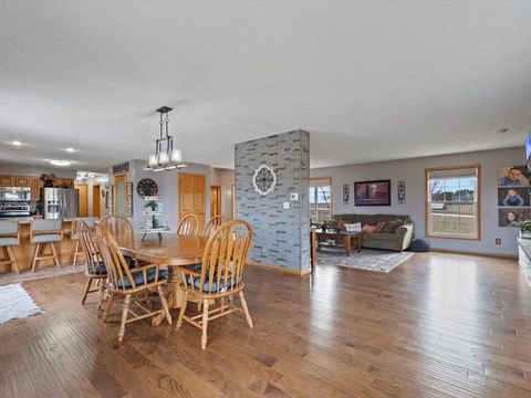 Tiny photo for 2572 160th Avenue, Aledo, IL 61231 (MLS # 12551033)