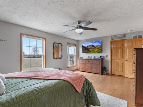 Tiny photo for 2572 160th Avenue, Aledo, IL 61231 (MLS # 12551033)