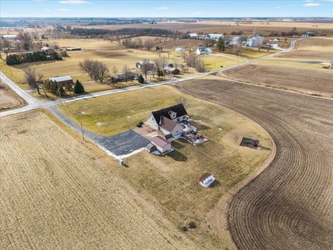 Tiny photo for 2572 160th Avenue, Aledo, IL 61231 (MLS # 12551033)