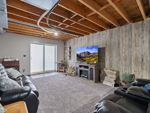 Tiny photo for 2572 160th Avenue, Aledo, IL 61231 (MLS # 12551033)