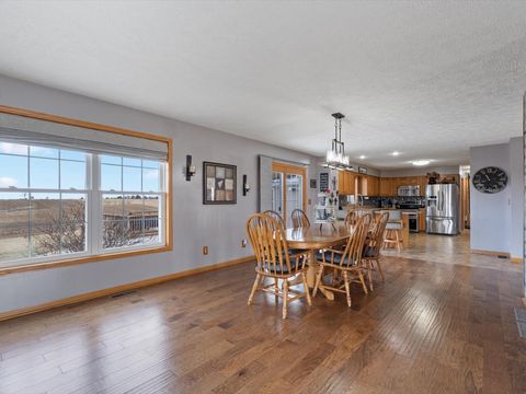 Tiny photo for 2572 160th Avenue, Aledo, IL 61231 (MLS # 12551033)