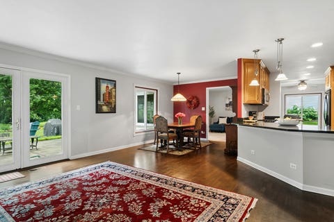 Tiny photo for 2S155 Mayfield Lane, Glen Ellyn, IL 60137 (MLS # 12687785)